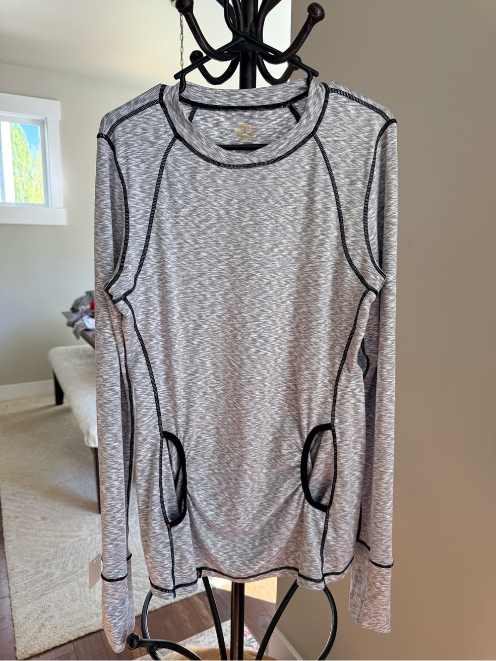 Joules Athletics Light Gray Long-Sleeve Active Top with Contrast Stitching